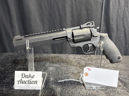 TAURUS RAGING HUNTER 460 S AND W NIB SN#AEM914824
