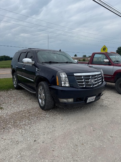 2008 CADILLAC ESCLADE - TIMING CHAIN AND PHASERS- OIL PAN GASKETS - OIL PUMP - FRONT AND REAR BRAKES