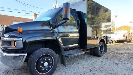 2008 GMC 5500 Utility Box Truck 85k miles.