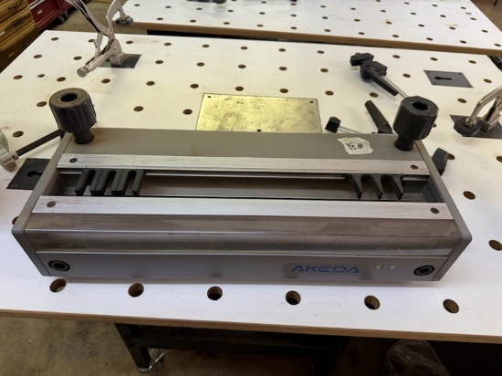 Akeda DC-16 Drawer Construction Jig