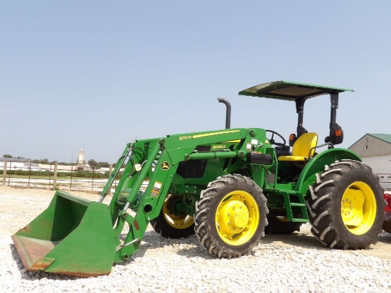 John Deere 5045E