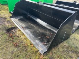 High capacity skid steer bucket