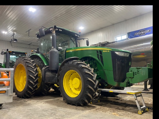John Deere 8310R
