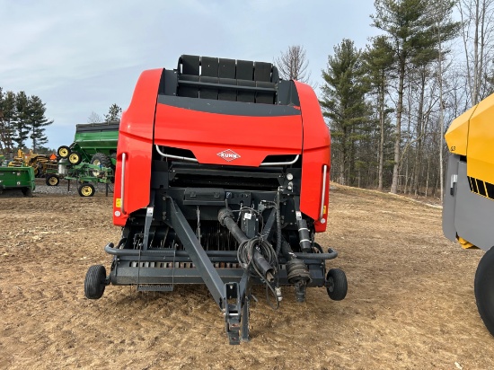 Kuhn VB 3190 Round Baler