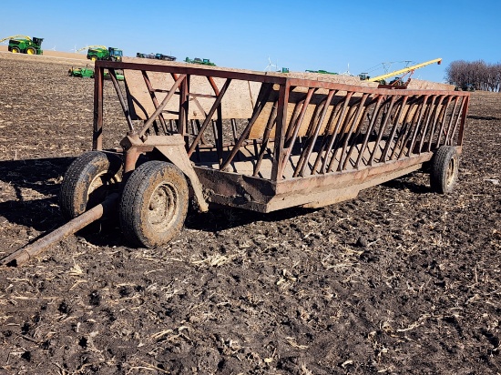 APACHE FEEDER WAGON