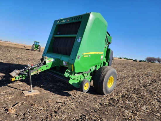 2022 JOHN DEERE 560M