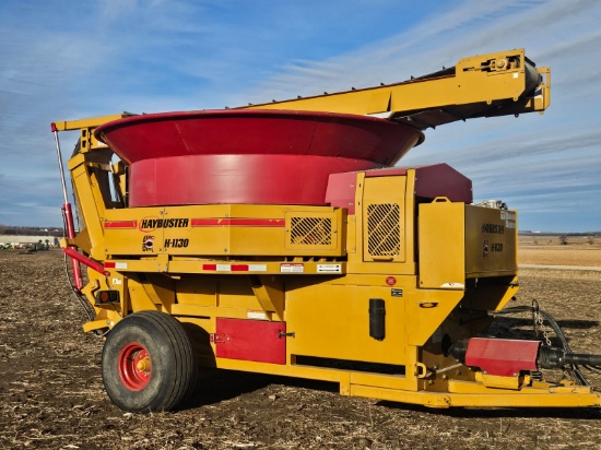 2019 HAYBUSTER H1130.