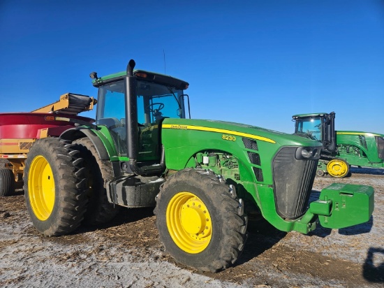 2006 JOHN DEERE 8230