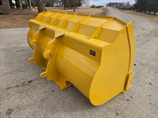 DEERE 4.5YD BUCKET
