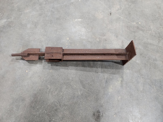 FEEDER POST