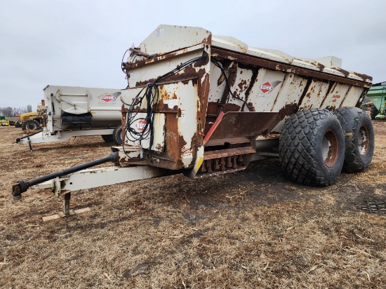 8141 KUHN KNIGHT SLINGER SPREADER