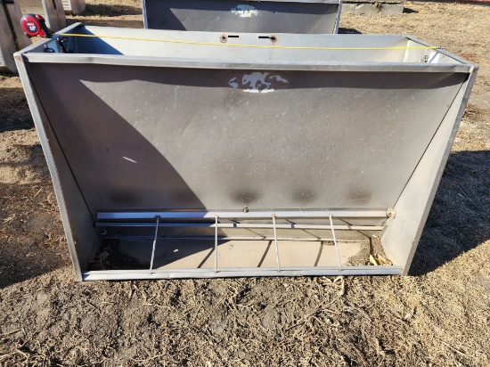50 INCH STAINLESS STEEL FEEDER