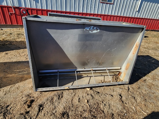 50 INCH STAINLESS STEEL FEEDER