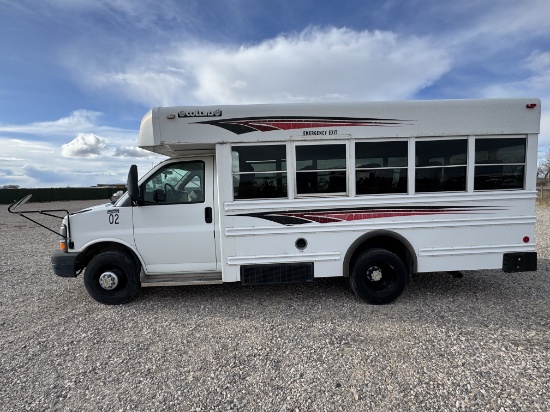2004 Chevy Express Passenger Bus