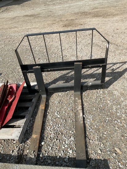 Tomahawk 42in Pallet Forks