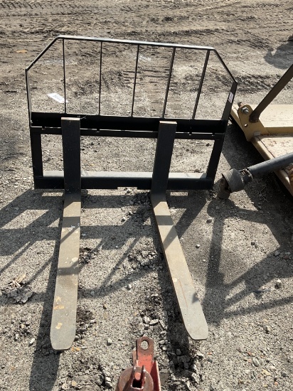 Tomahawk 42in Pallet Forks