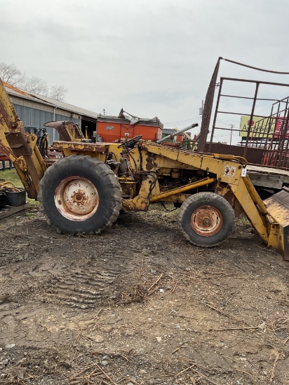 IH Backhoe