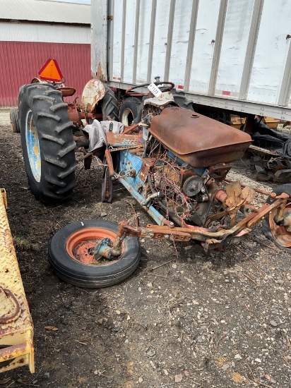 Ford 820 Parts Tractor