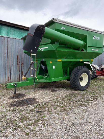 EZ Trail 510 Grain Cart