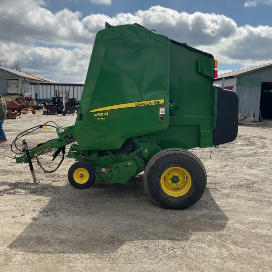 John Deere 450M Round Baler