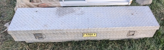 ALUMINUM TOOL BOX