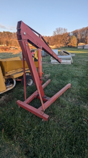 ENGINE HOIST