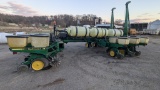 JOHN DEERE 7200 CORN PLANTER