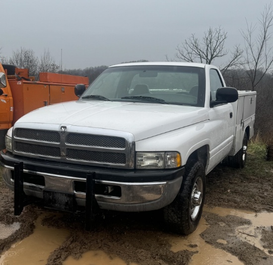 New Year's Day Machinery & Equip. Cons. Auction