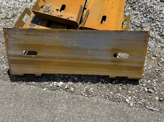 NEW SKID STEER MOUNTING PLATE