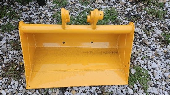 NEW QUICK ATTACH BUCKET