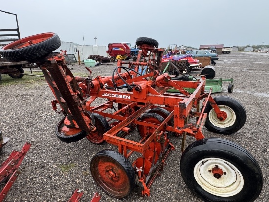 JACOBSEN MOWER