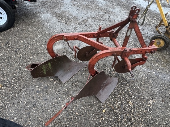 FERGUSON 2 BOTTOM PLOW
