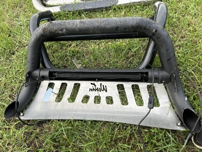 New Westin Ultimate Led Bull Bar
