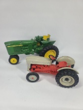 SET JOHN DEERE AND FORD DIECAST TRACTORS