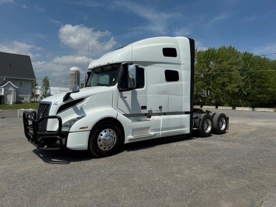 2019 Volvo VNL760