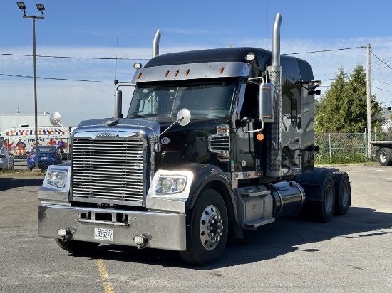 2022 Freightliner Coronado