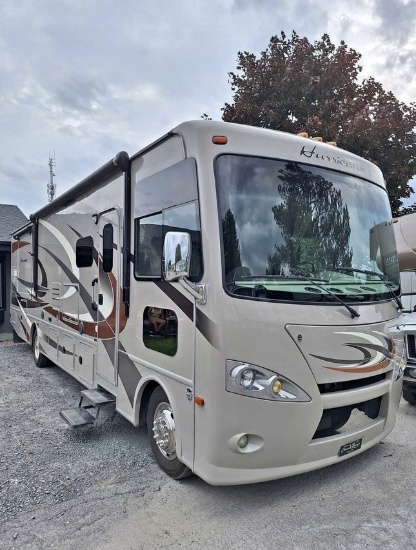 2016 THOR HURRICANE 35M CLASS A