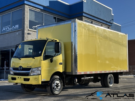 2013 HINO 195