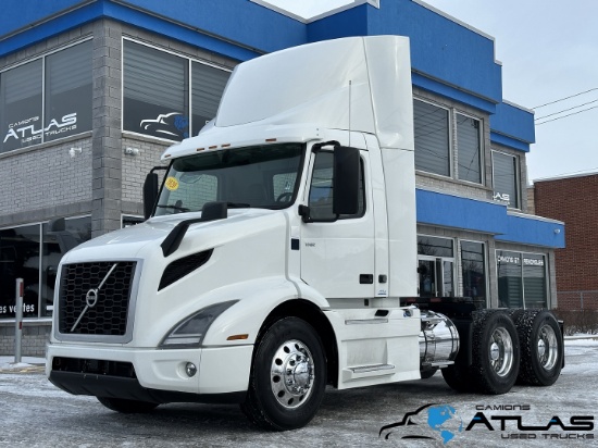 2020 VOLVO VNR300 DAYCAB