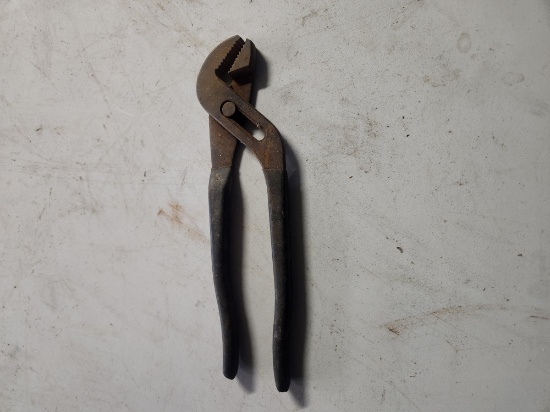 Channel locks plyers