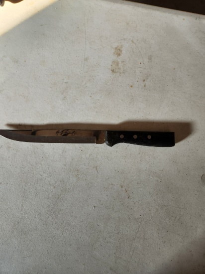 Fine stainless steel knife