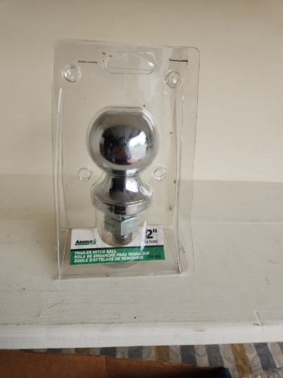 Truck ball