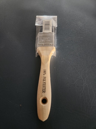 New 1 1/2 inch paint brushes