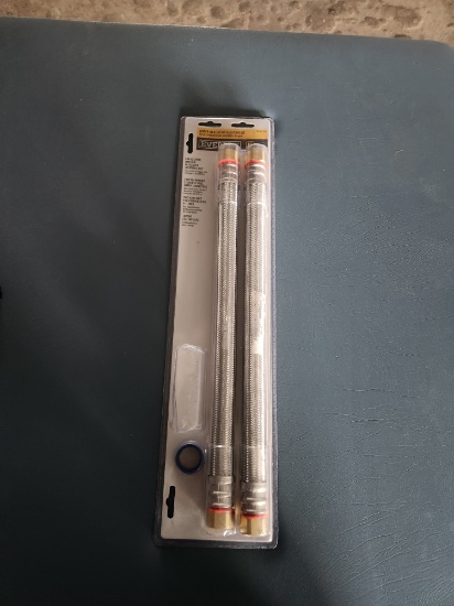 New 3/4 stainless steel hot water hook up