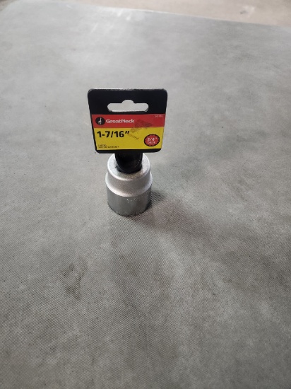 Socket