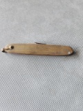 Knife