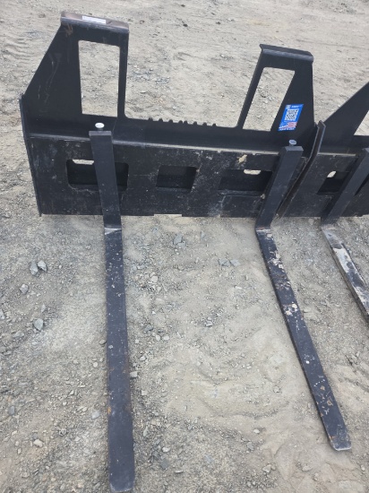 New quick attach pallet forks