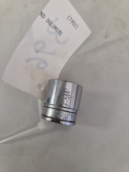 Snap-on 3/8 drive 13/16 socket