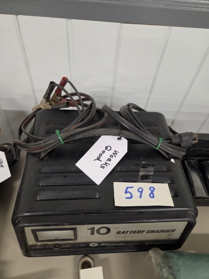Ten amp battery charger