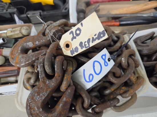 Twenty foot log chain with hooks